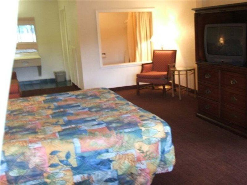 A Victory Inn & Suites - Detroit Kültér fotó