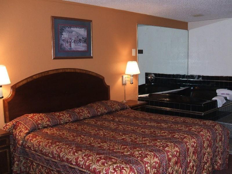 A Victory Inn & Suites - Detroit Szoba fotó